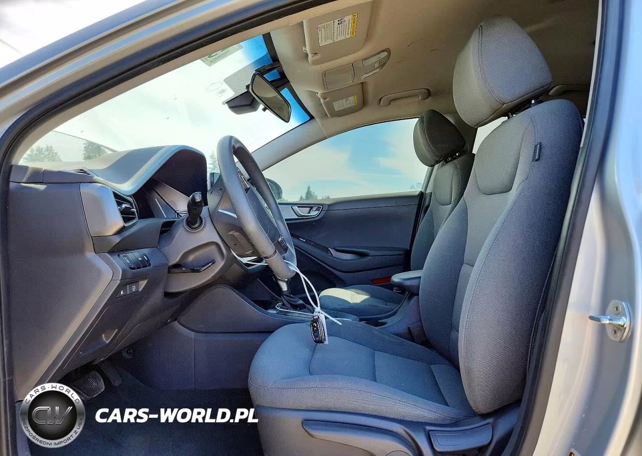 2020 Hyundai Ioniq Blue VIN:KMHC65LC9LU234922 - 7