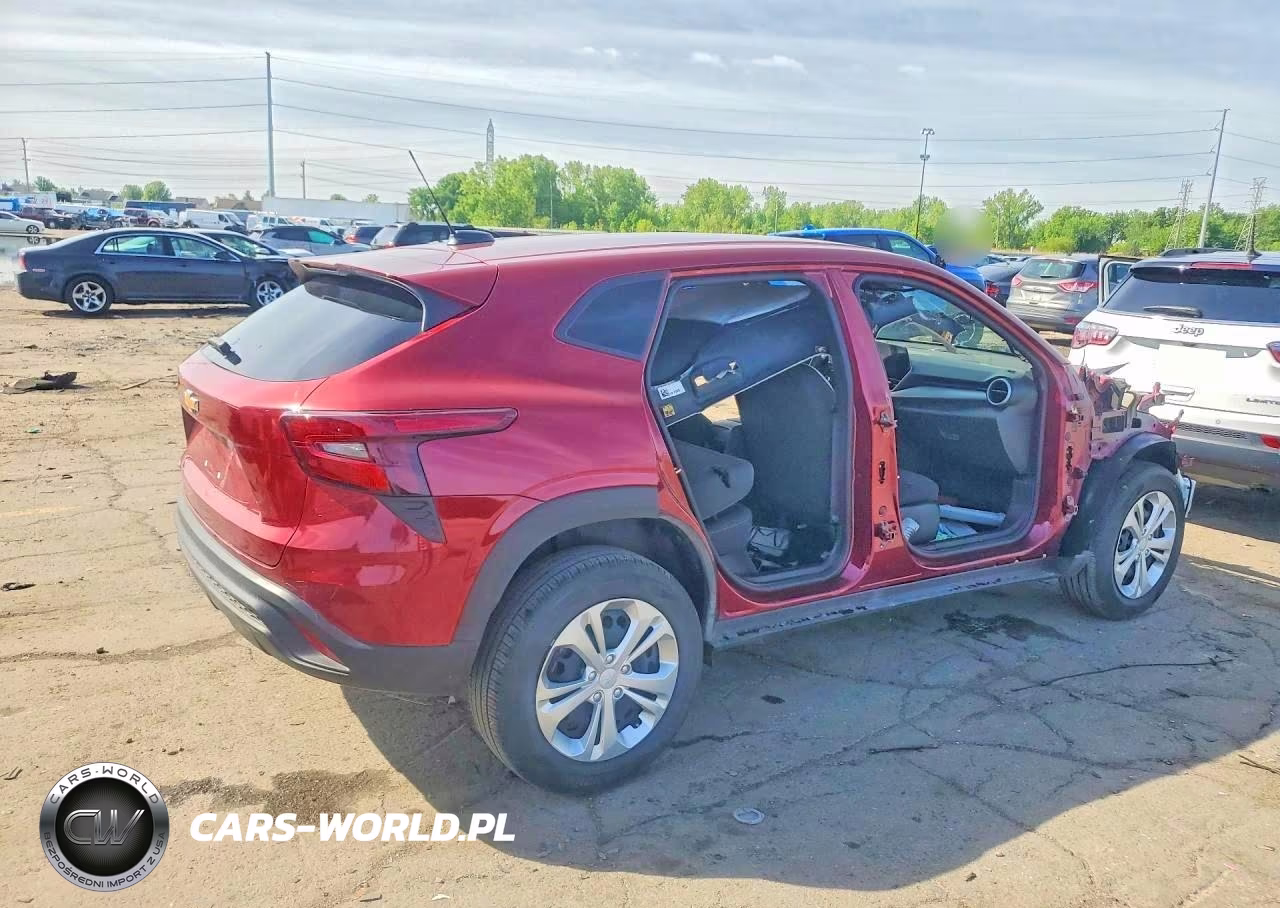 2025 Chevrolet Trax Ls VIN:KL77LFEP0SC295579 - 3