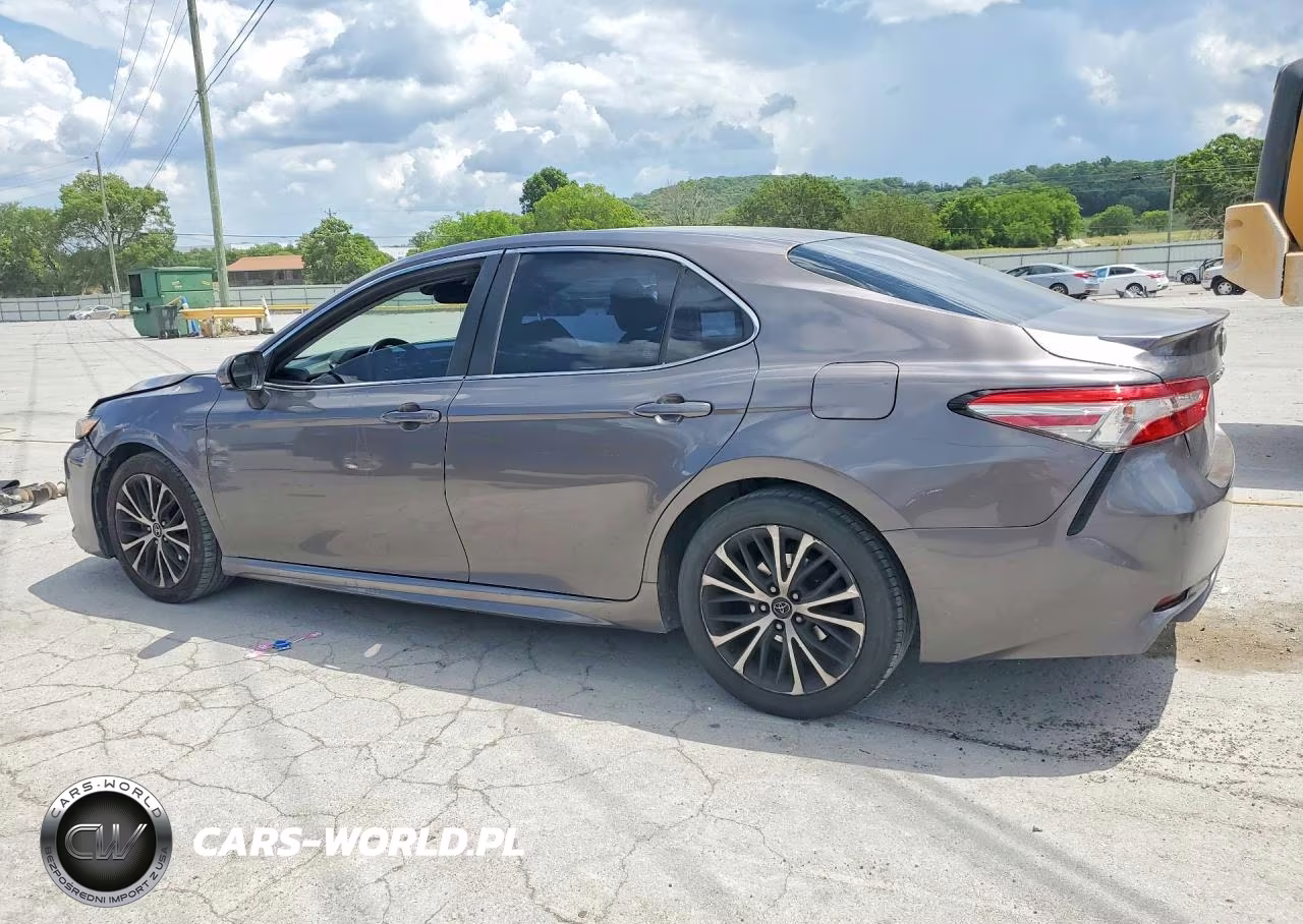 2018 Toyota Camry Se VIN:4T1B11HK7JU516640 - 2