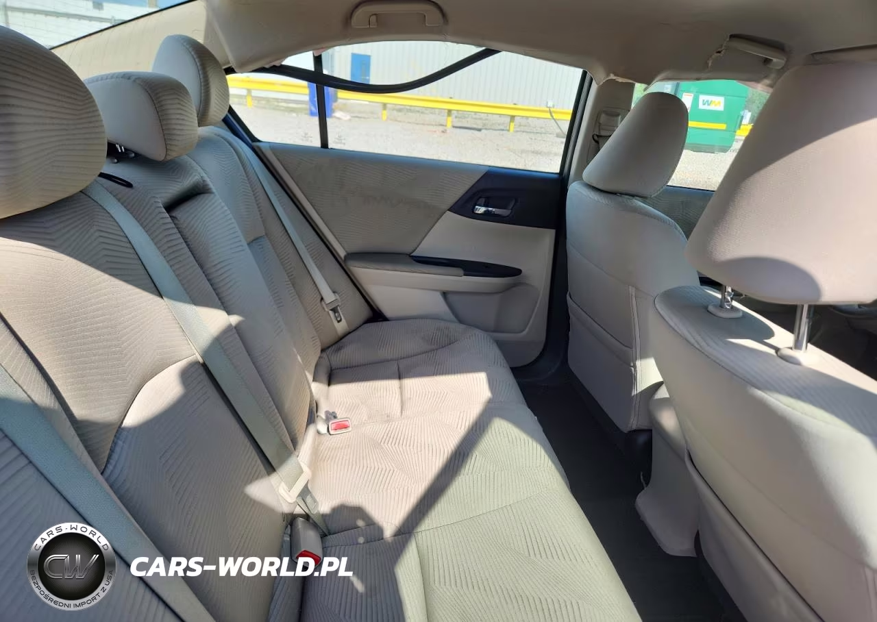 2015 Honda Accord VIN:1HGCR2F33FA029920 - 10