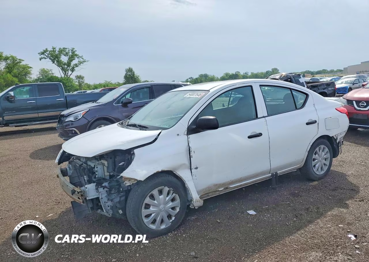 2013 Nissan Versa 1.6 S