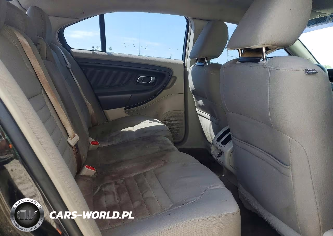 2010 Ford Taurus Se VIN:1FAHP2DW1AG112670 - 10