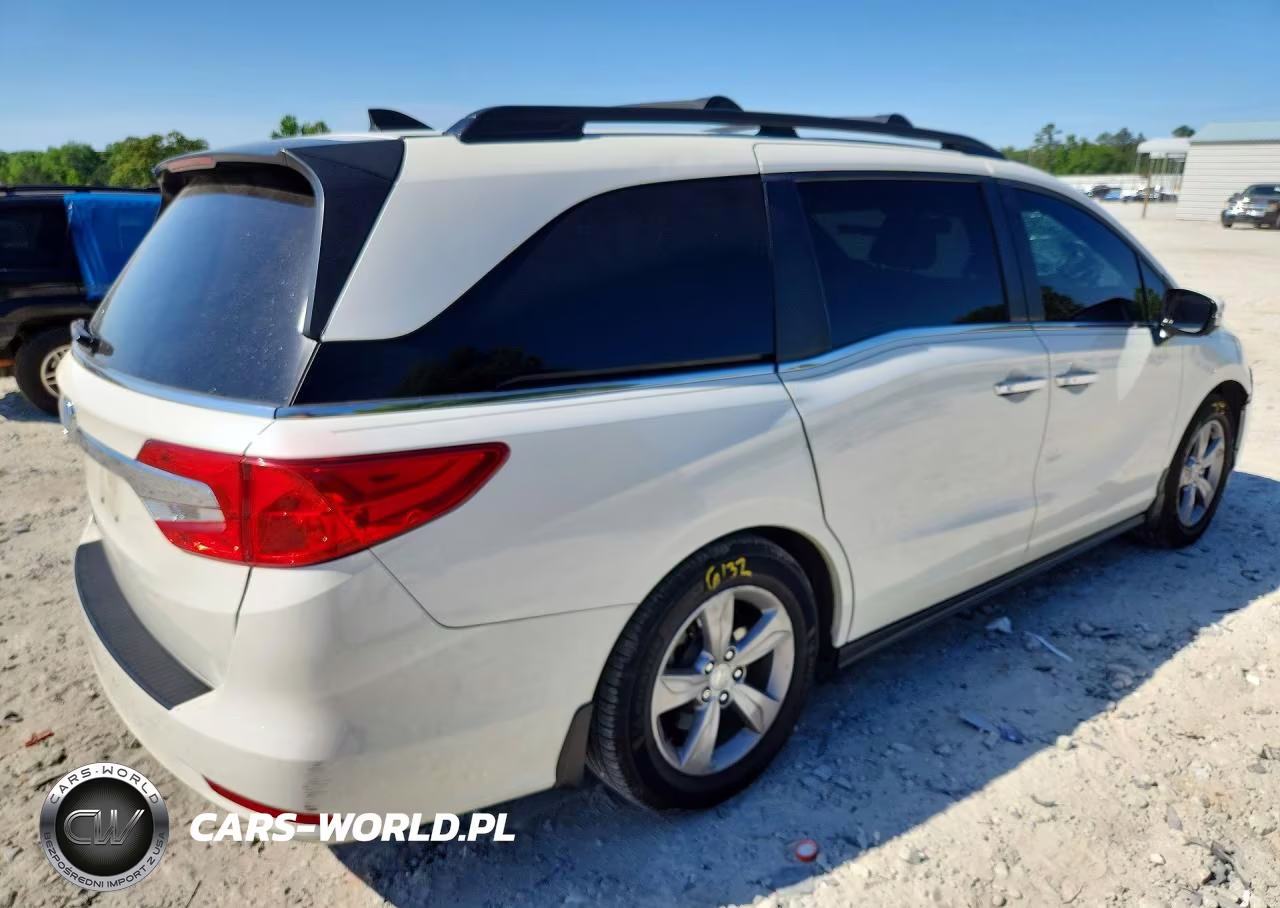 2018 Honda Odyssey Exl VIN:5FNRL6H78JB049131 - 3