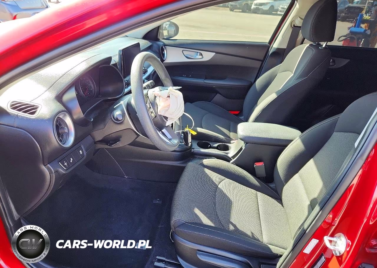 2023 Kia Forte Lxs VIN:3KPF24AD8PE544065 - 7