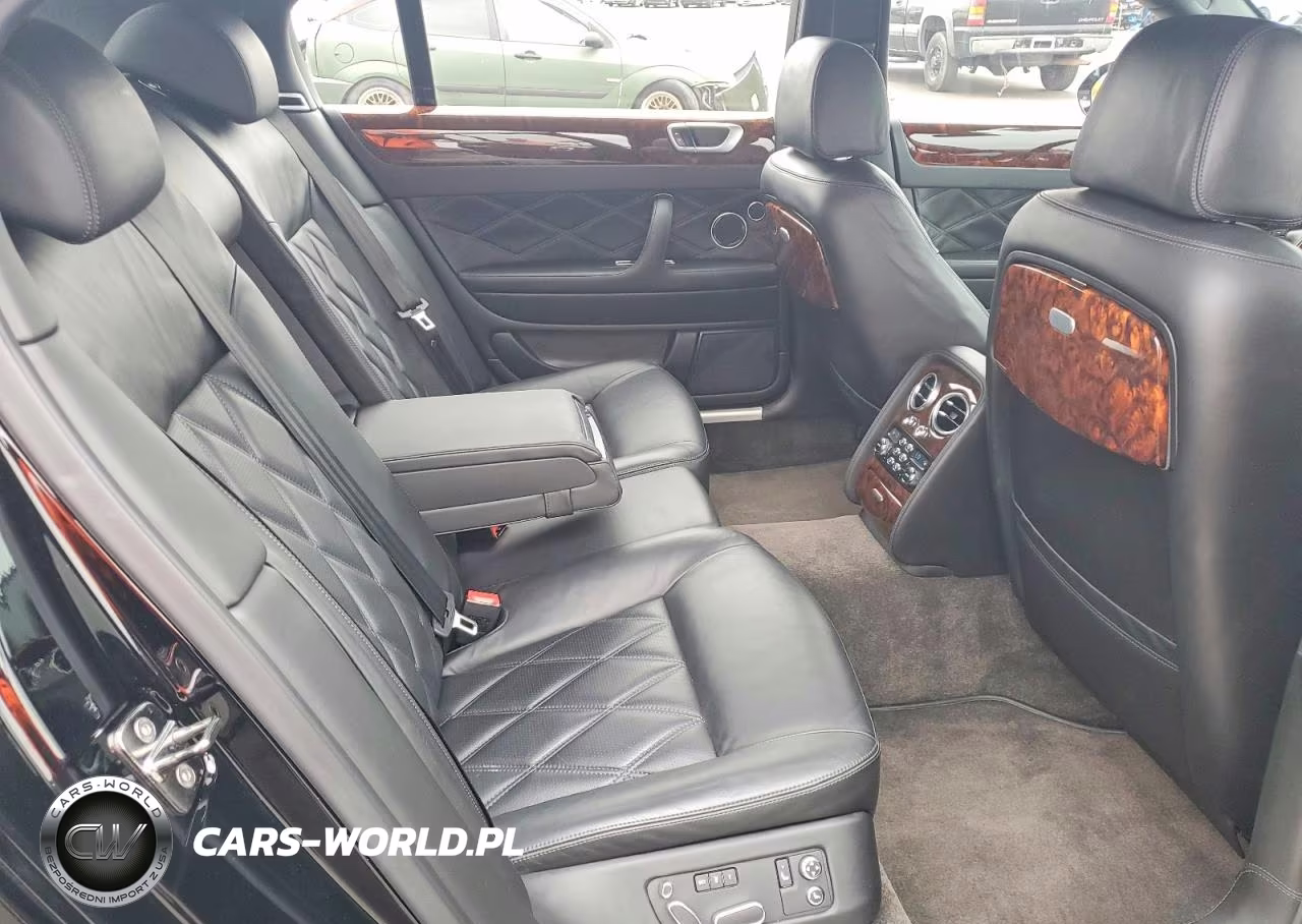 2013 Bentley Continental Flying Spur Speed VIN:SCBBP9ZA7DC079372 - 10