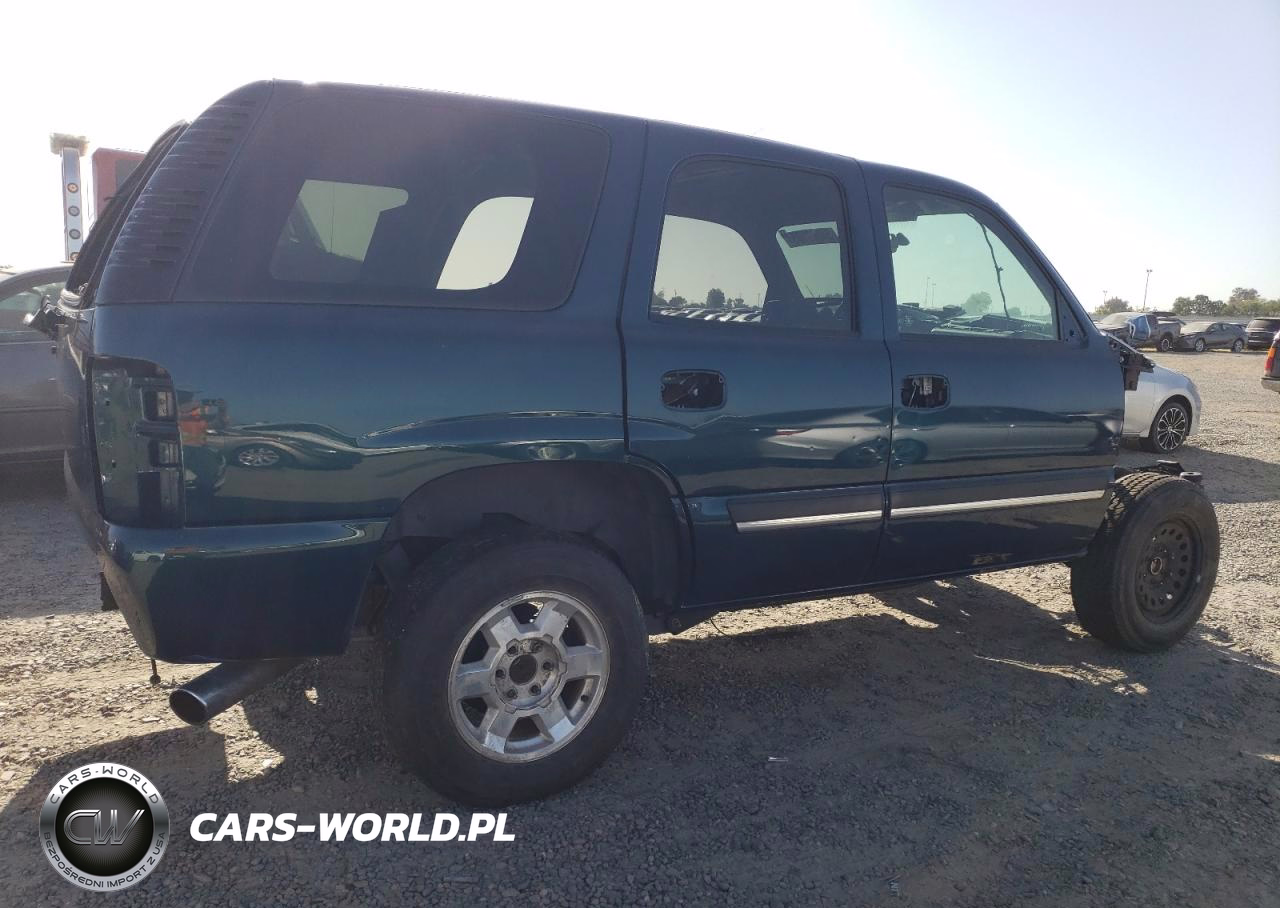 2006 Chevrolet Tahoe C1500 VIN:1GNEC13VX6R145830 - 3