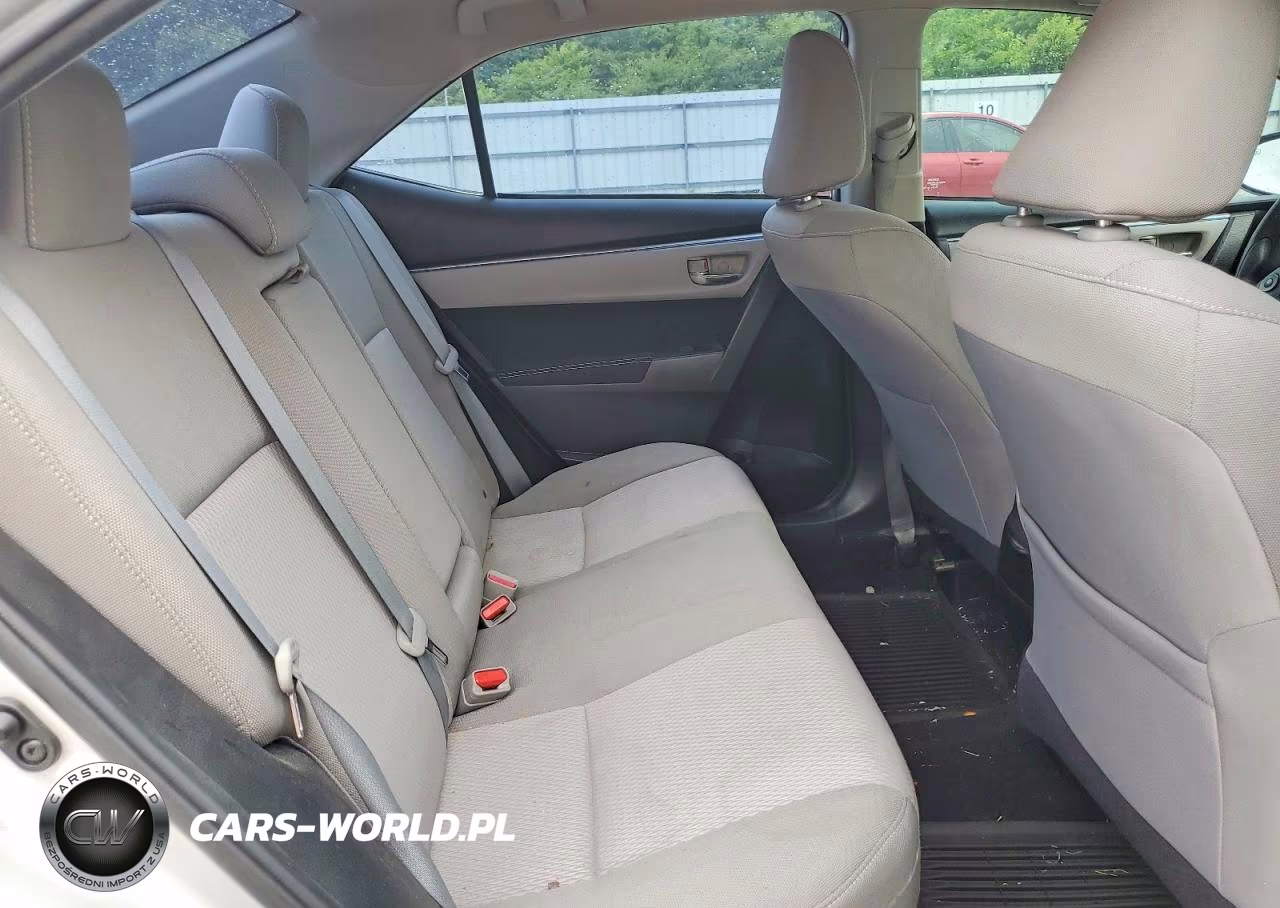 2015 Toyota Corolla Le VIN:5YFBURHE5FP273807 - 10