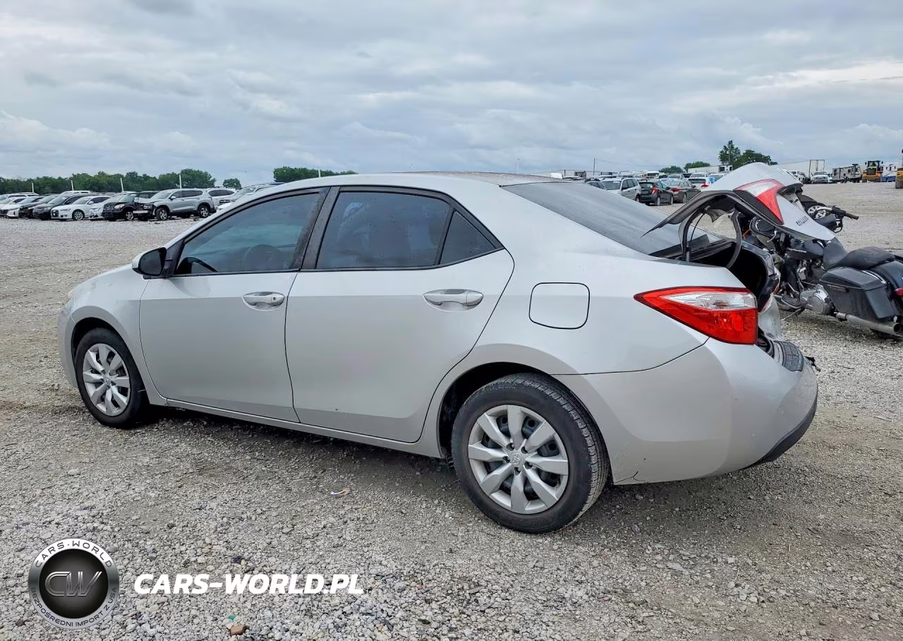 2015 Toyota Corolla Le VIN:5YFBURHE5FP273807 - 2