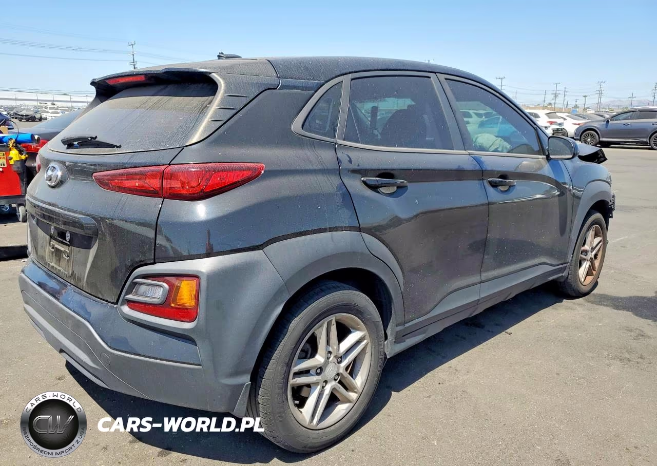2019 Hyundai Kona Se VIN:KM8K12AA0KU330365 - 3