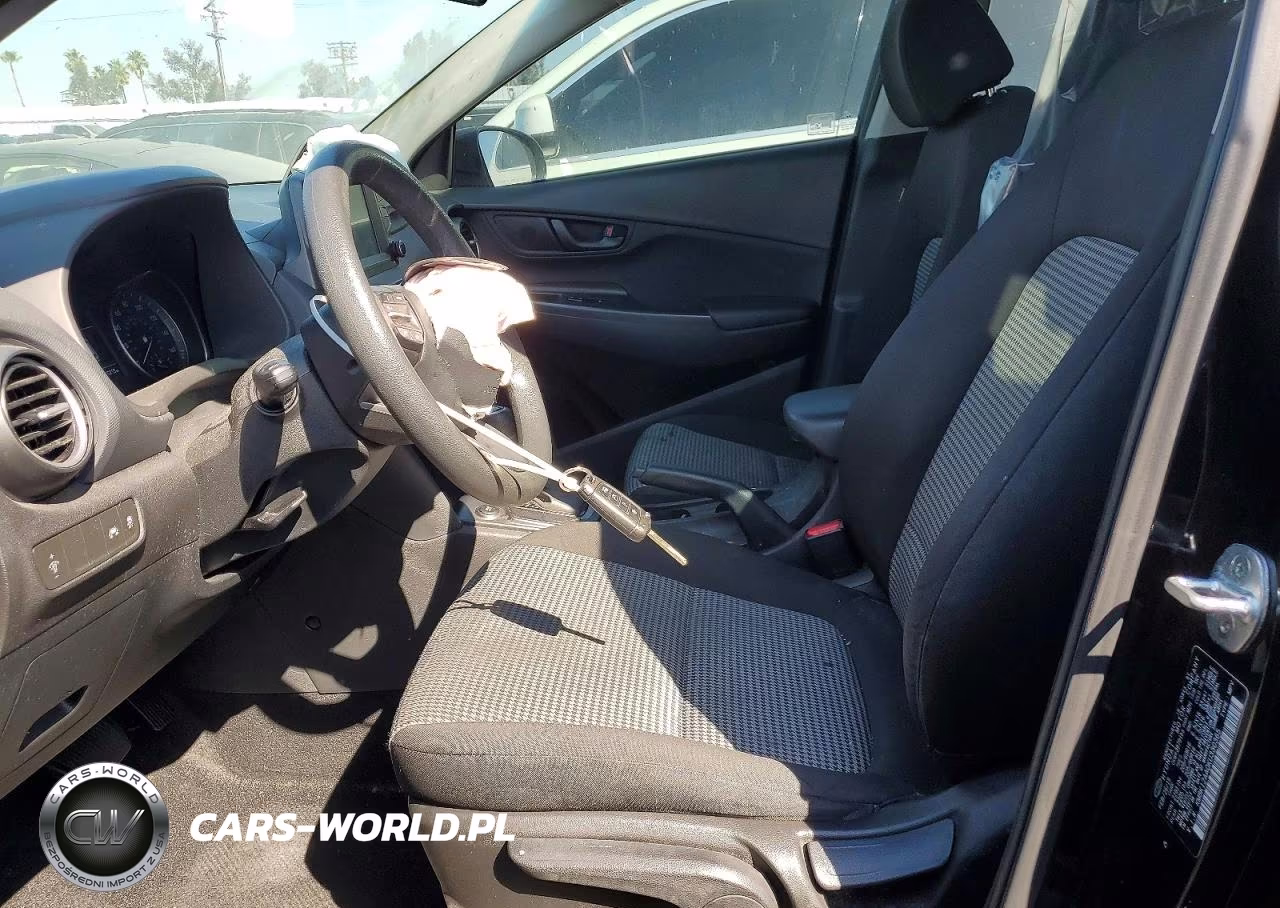 2019 Hyundai Kona Se VIN:KM8K12AA0KU330365 - 7