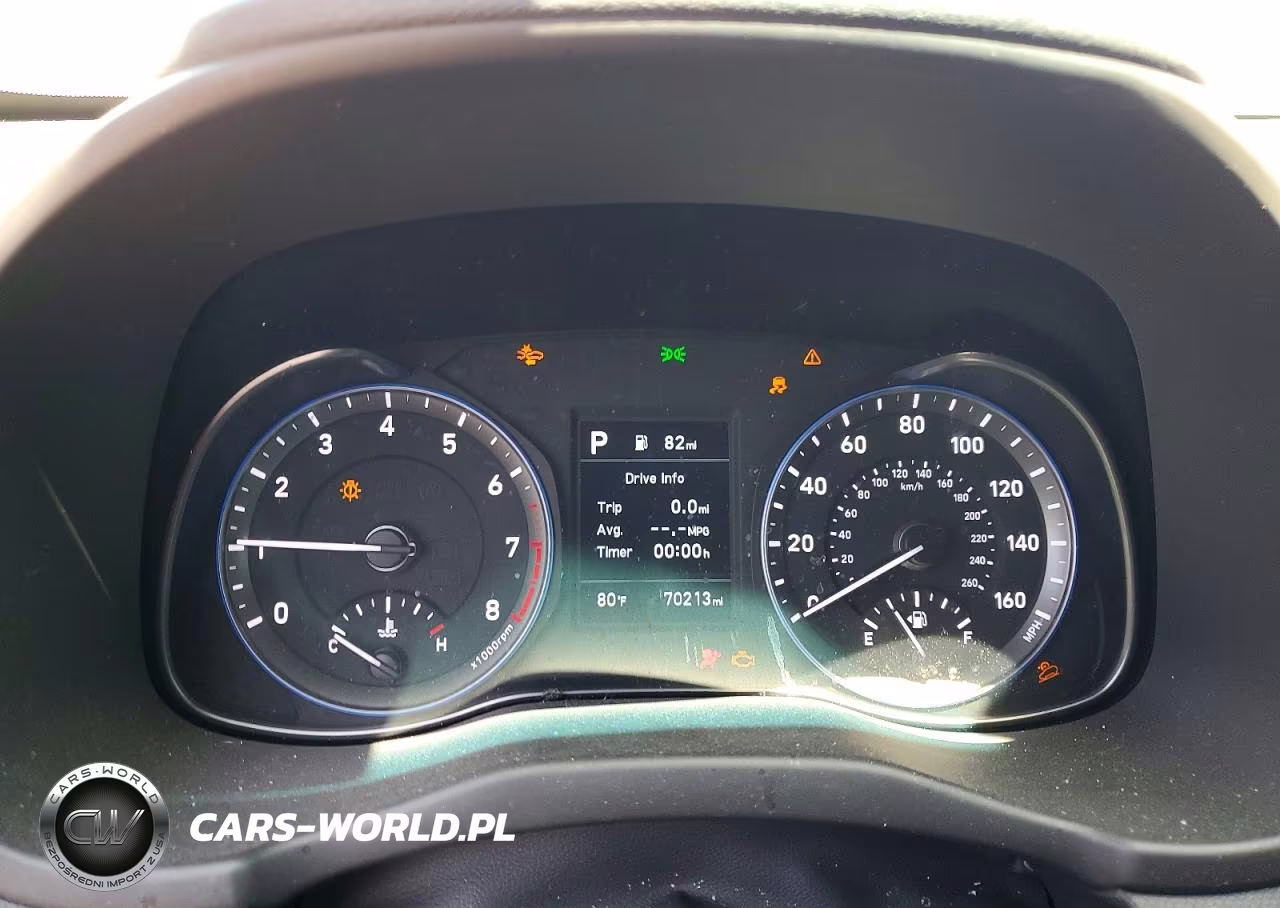 2019 Hyundai Kona Se VIN:KM8K12AA0KU330365 - 9