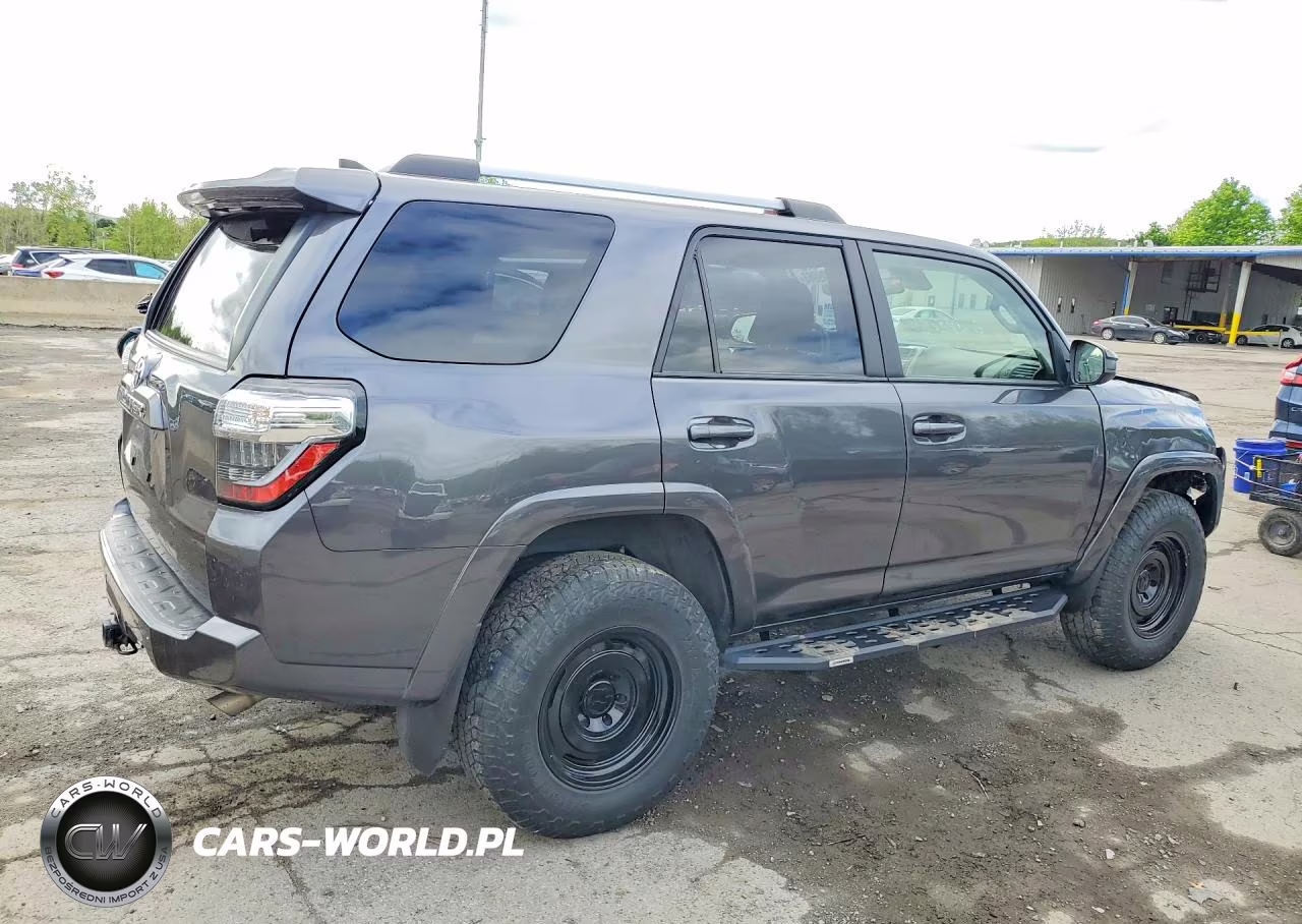 2023 Toyota 4Runner Se VIN:JTEMU5JR7P6100700 - 3