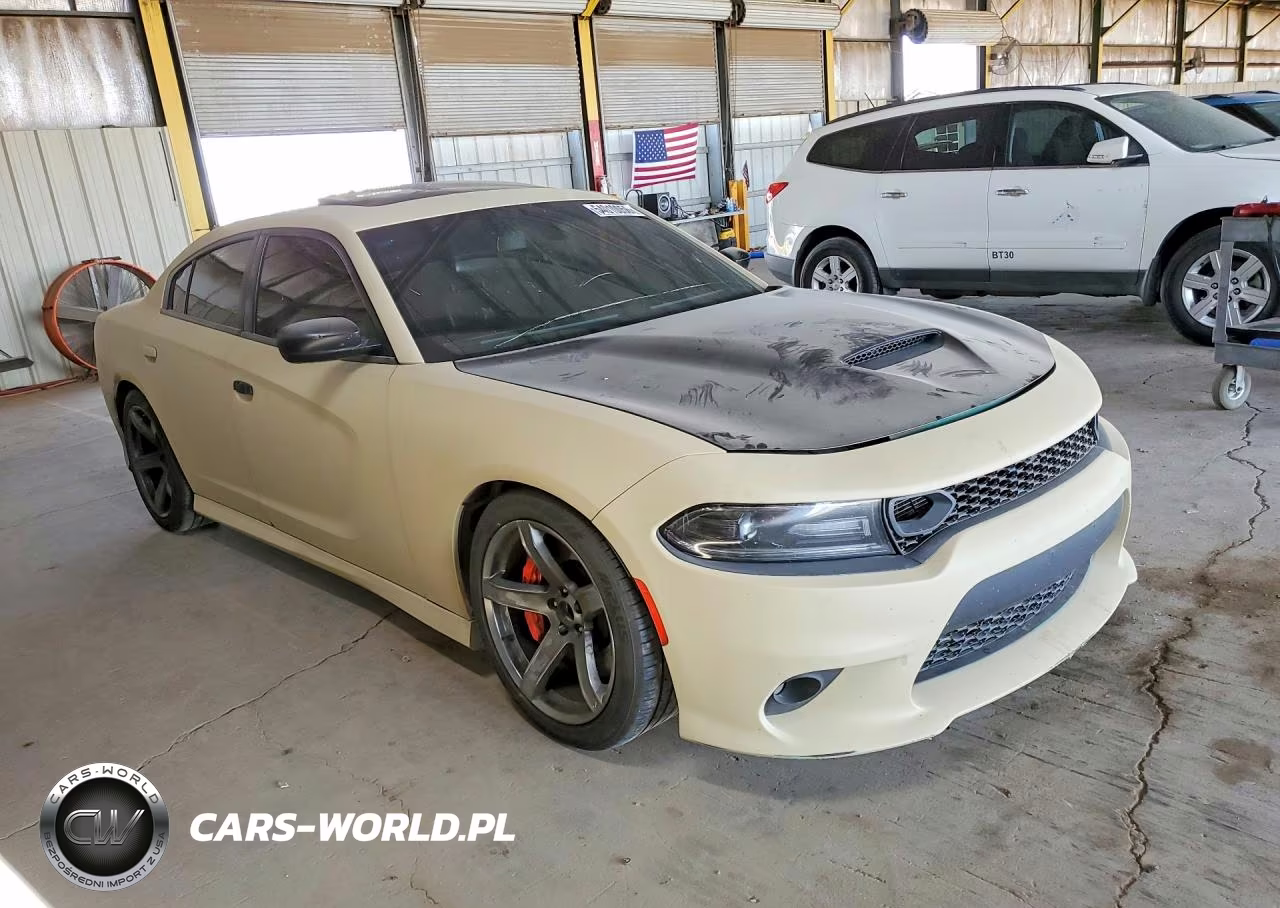 2019 Dodge Charger Scat Pack VIN:2C3CDXGJ2KH520177 - 4