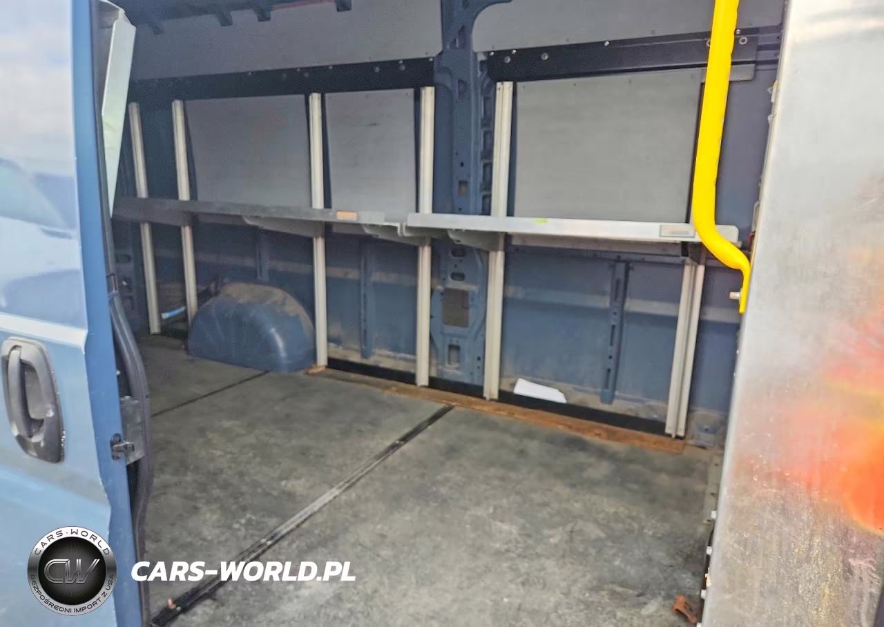2020 Ram Promaster 3500 Delivery Van VIN:3C6URVJG5LE143917 - 10