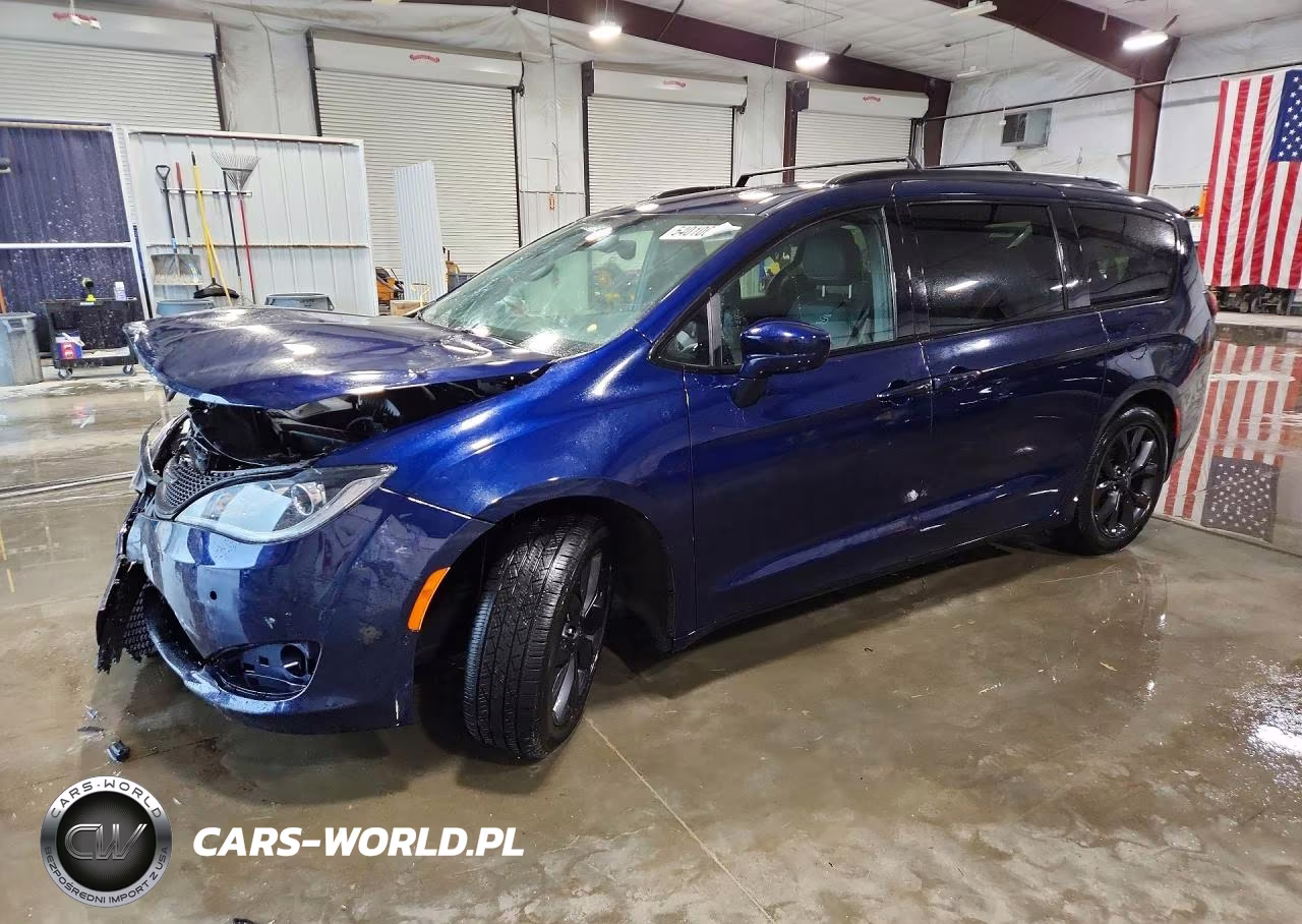 2019 Chrysler Pacifica Touring L Plus – zdjęcie 1 z 13