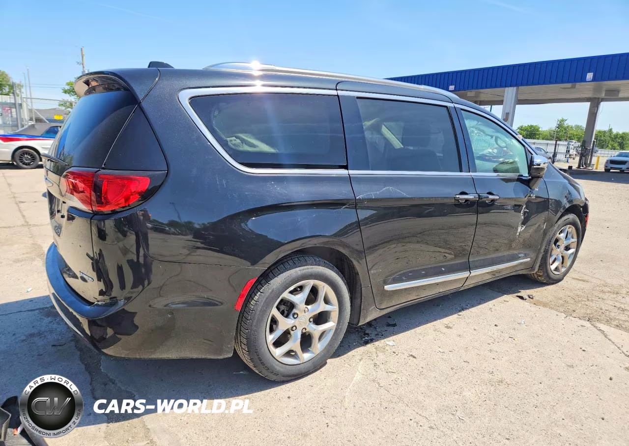 2020 Chrysler Pacifica Limited VIN:2C4RC1GG6LR249968 - 3