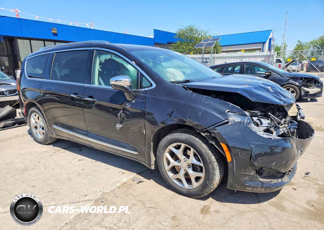 2020 Chrysler Pacifica Limited VIN:2C4RC1GG6LR249968 - 4
