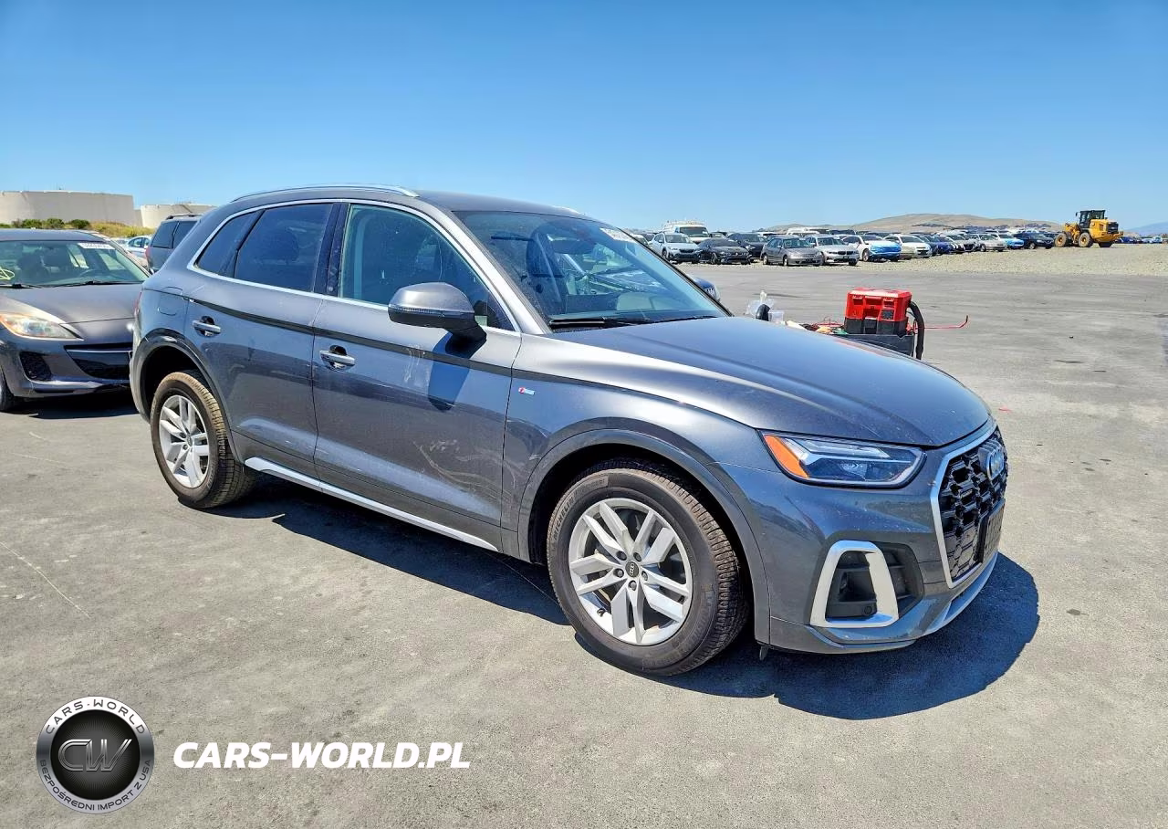 2023 Audi Q5 Premium 45 VIN:WA1GAAFY2P2070834 - 4