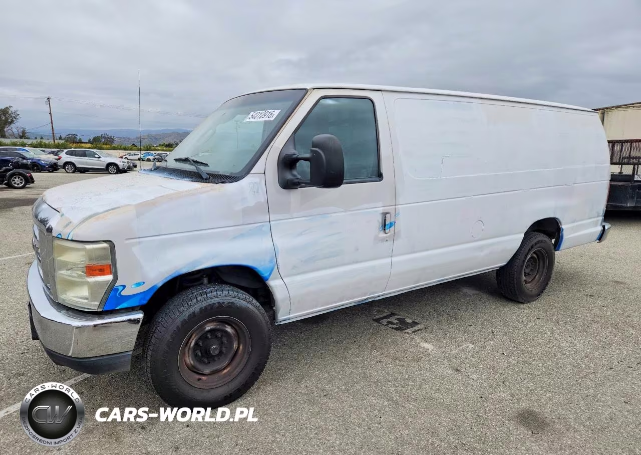 2013 Ford Econoline E350 Super Duty Van