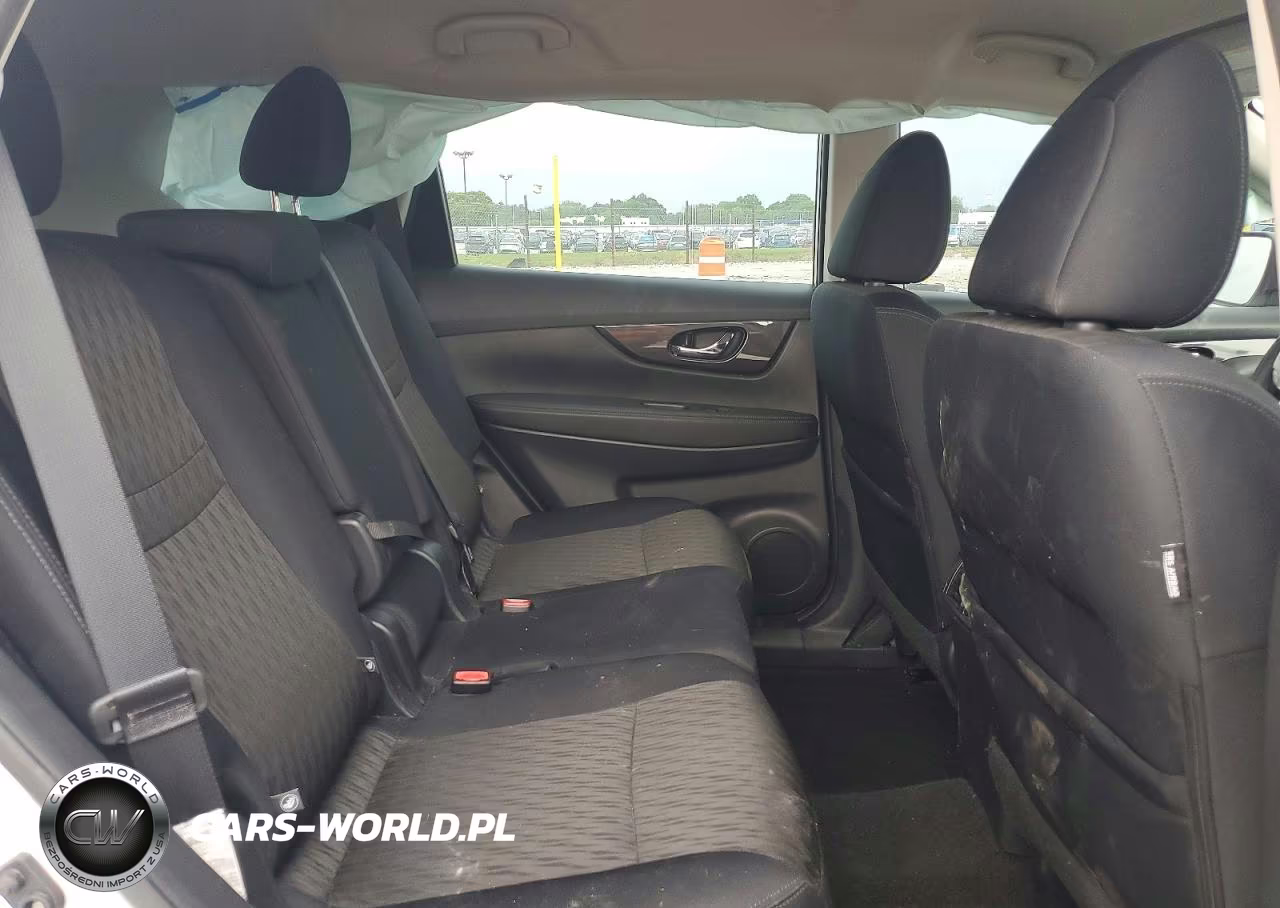 2018 Nissan Rogue S VIN:5N1AT2MV8JC731834 - 11