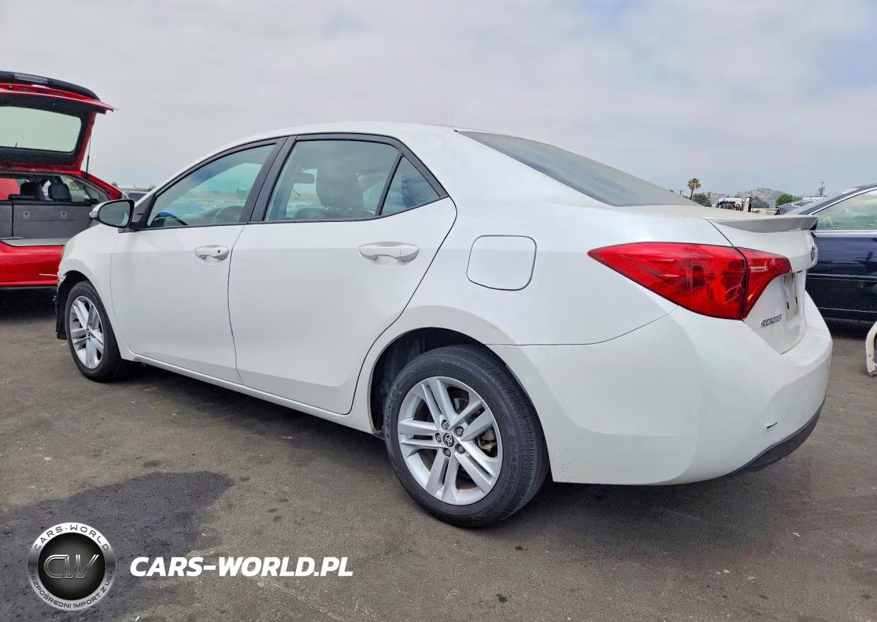 2018 Toyota Corolla Se VIN:5YFBURHE4JP757945 - 2