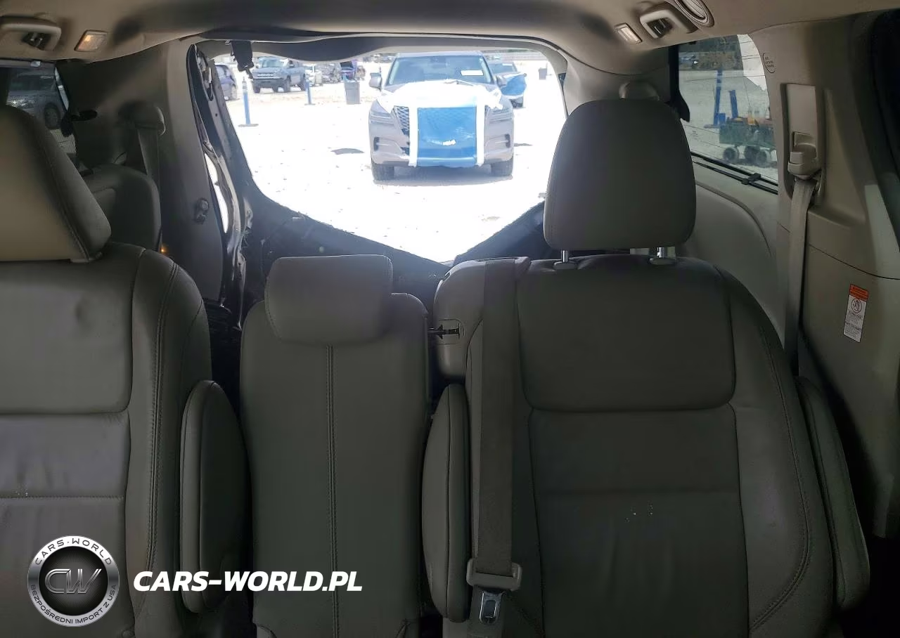 2017 Toyota Sienna Xle 8-Passenger VIN:5TDYZ3DC7HS868746 - 10