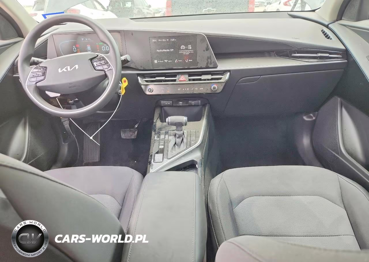 2026 Kia Niro Lx VIN:KNDCP3LE9T5332253 - 8