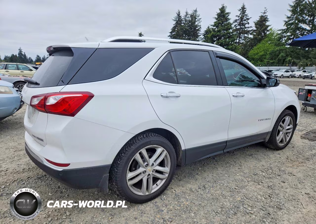 2018 Chevrolet Equinox Premier VIN:2GNAXVEV3J6119727 - 3