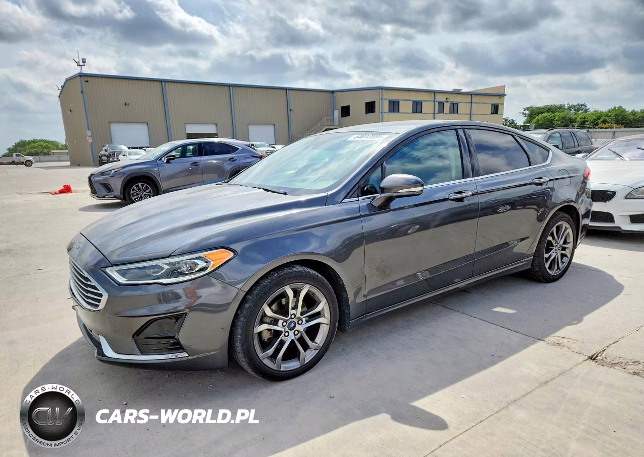 2020 Ford Fusion Sel