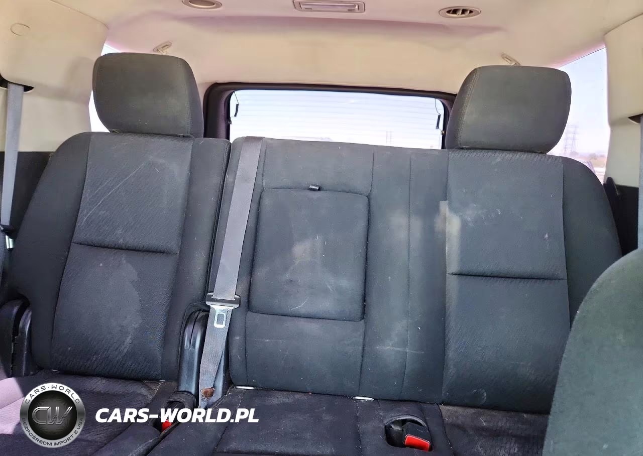 2011 Chevrolet Tahoe C1500 Ls VIN:1GNSCAE04BR237532 - 10