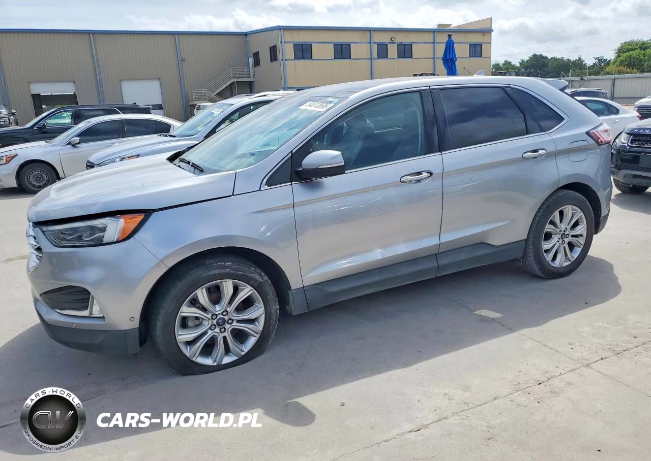 2020 Ford Edge Titanium