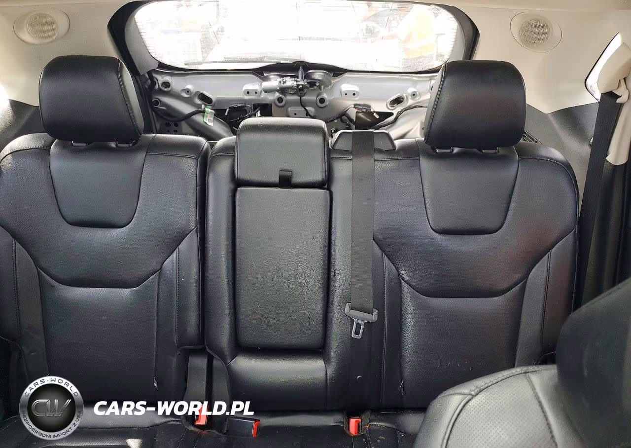 2020 Ford Edge Titanium VIN:2FMPK3K93LBA56695 - 10