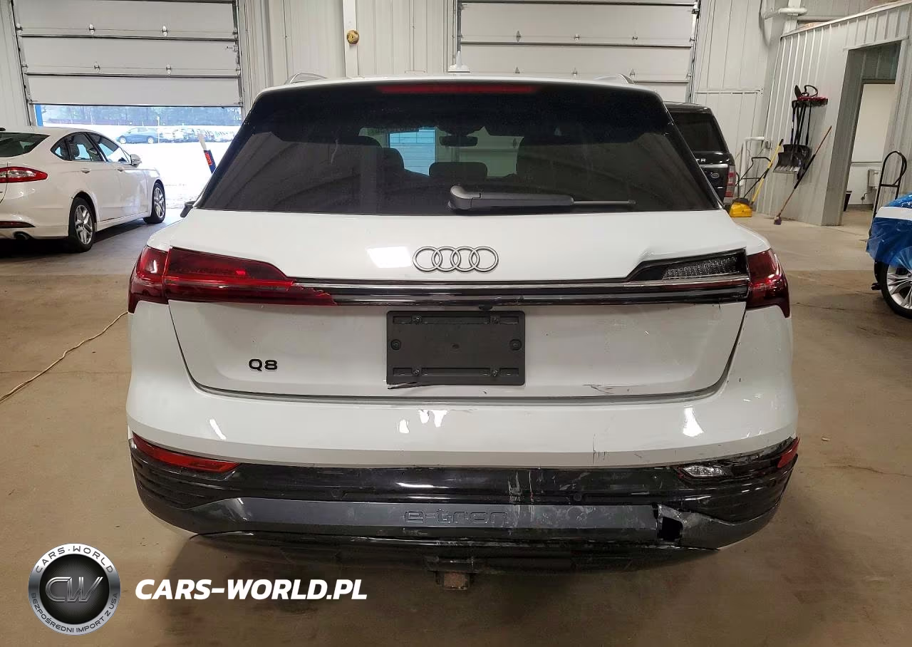 2024 Audi Q8 E-Tron Premium Plus VIN:WA15AAGE4RB028759 - 6