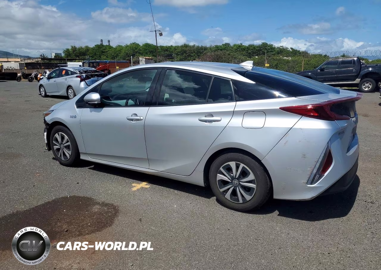 2017 Toyota Prius Prime Plus VIN:JTDKARFP5H3044133 - 2