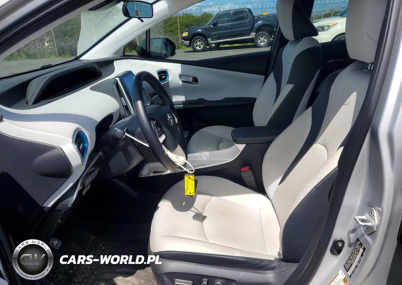 2017 Toyota Prius Prime Plus VIN:JTDKARFP5H3044133 - 7