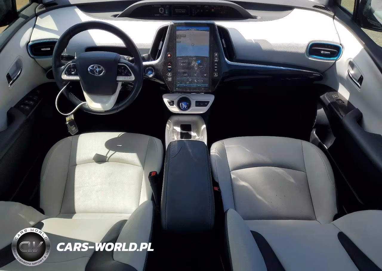 2017 Toyota Prius Prime Plus VIN:JTDKARFP5H3044133 - 8