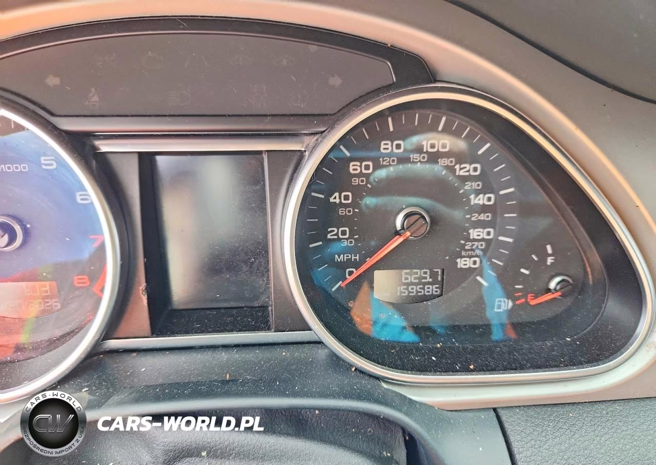 2015 Audi Q7 Premium Plus VIN:WA1LGAFE7FD027306 - 9
