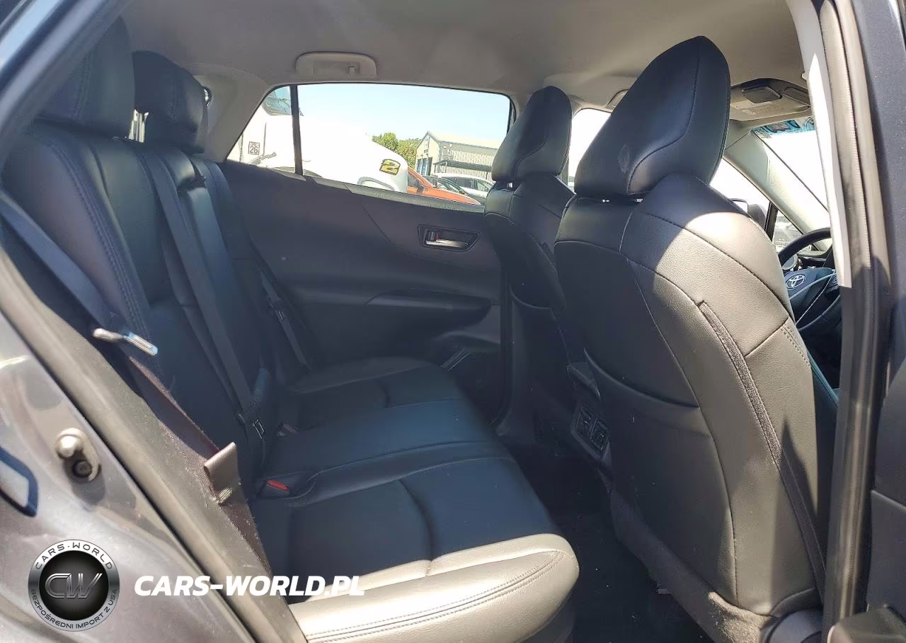 2024 Toyota Venza Le VIN:JTEAAAAH2RJ180404 - 11