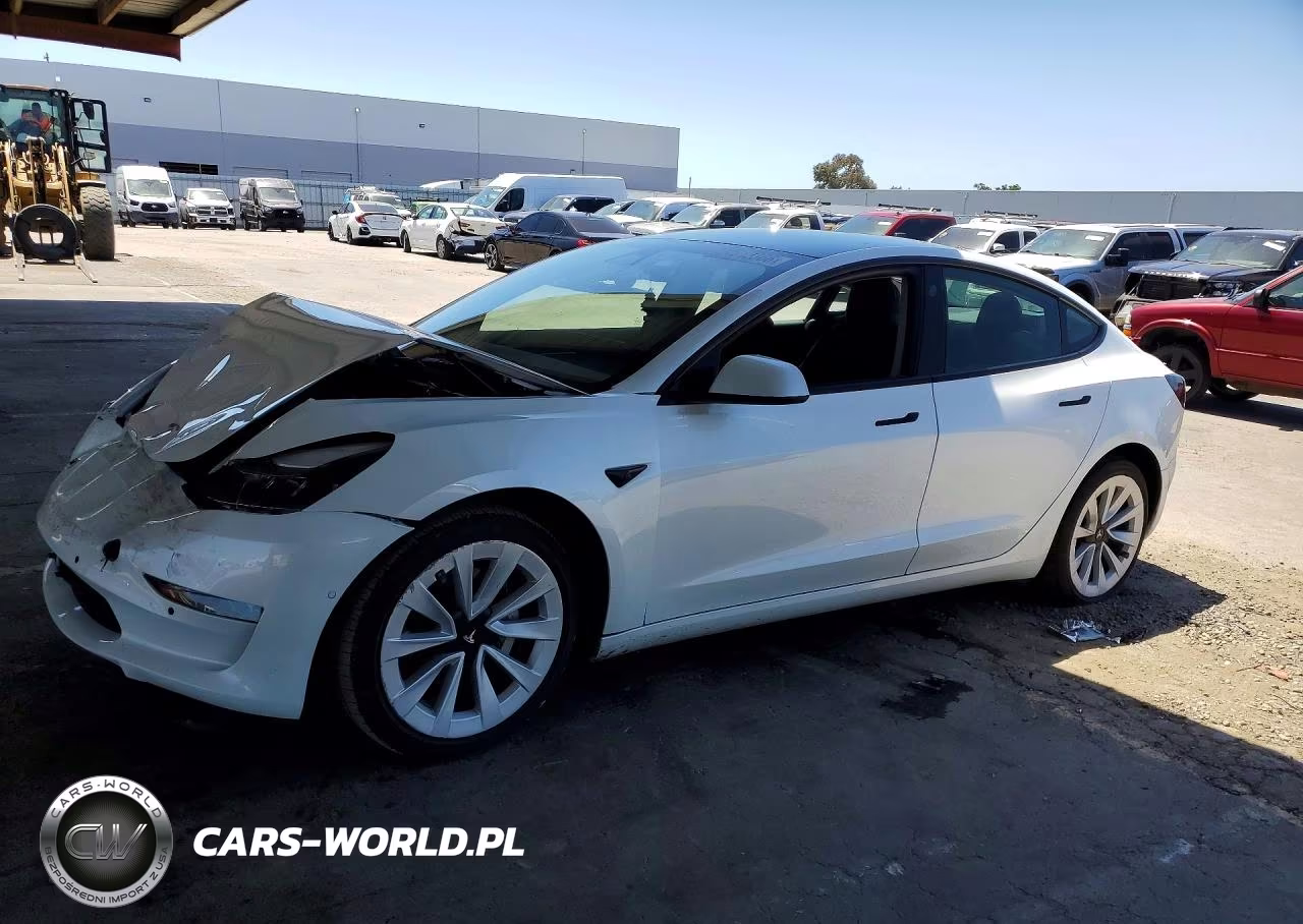 2022 Tesla Model 3 – zdjęcie 1 z 12