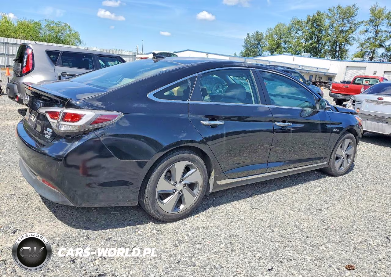 2016 Hyundai Sonata Plug-In Hybrid Limited VIN:KMHE54L28GA023568 - 3