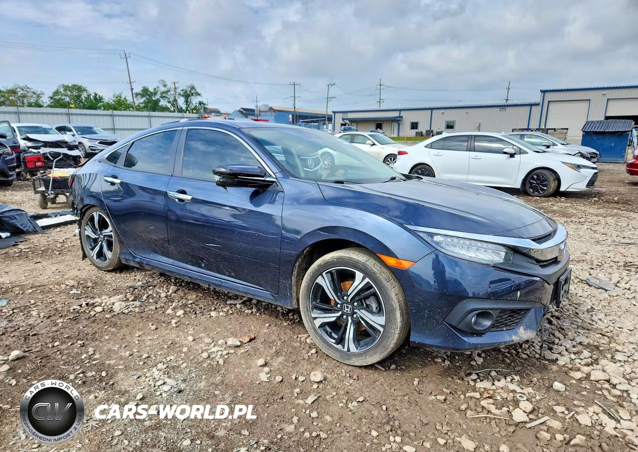 2018 Honda Civic Touring VIN:JHMFC1F99JX011972 - 4