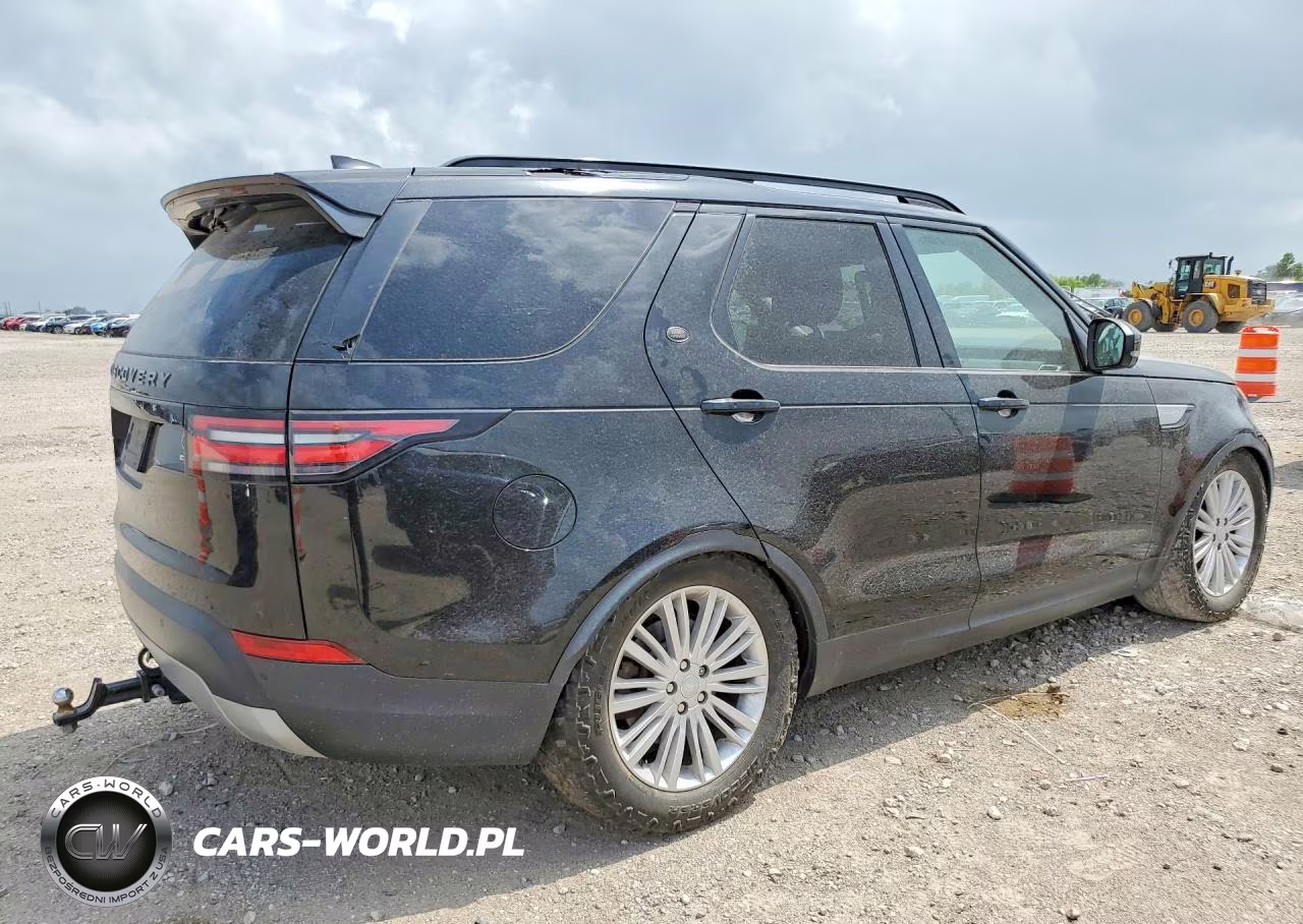 2017 Land Rover Discovery Hse VIN:SALRRBBV4HA016105 - 3