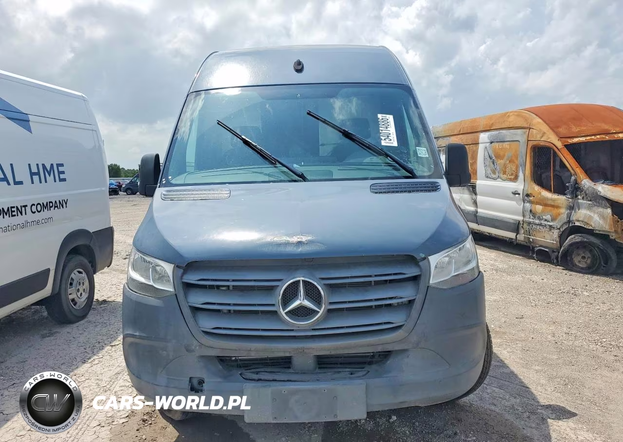 2019 Mercedes Benz Sprinter 2500 Delivery Van VIN:WD4PF1CD7KP148843 - 5