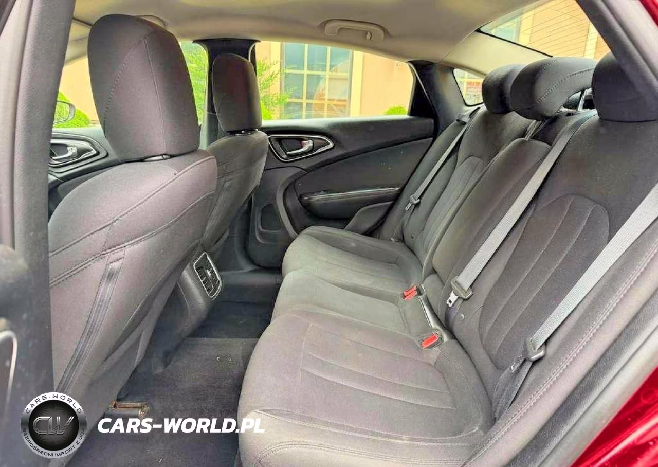 2016 Chrysler 200 Limited VIN:1C3CCCAB2GN129901 - 10