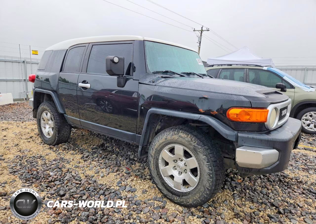 2007 Toyota Fj Cruiser Base VIN:JTEBU11F870050527 - 4