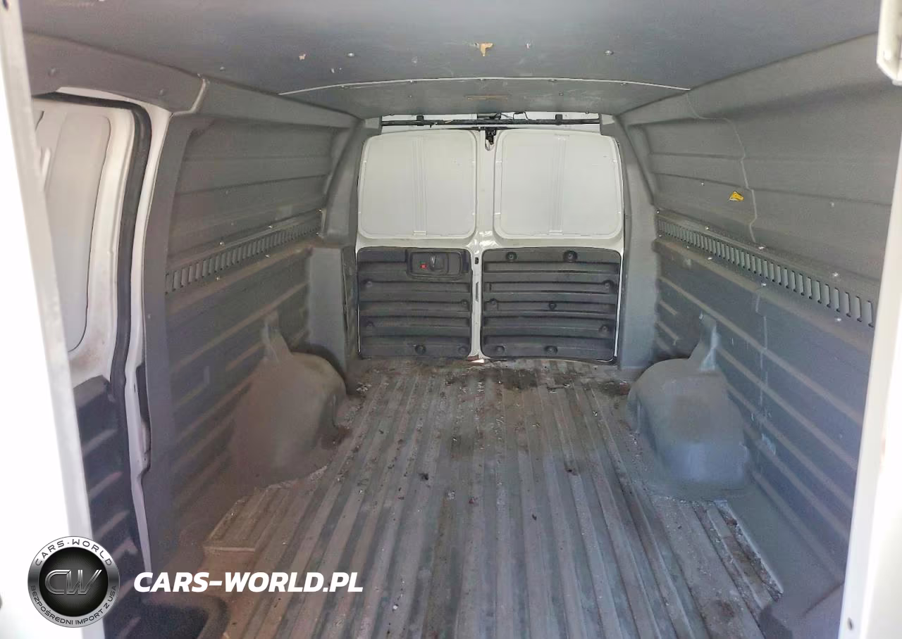 2004 Chevrolet Express G3500 VIN:1GCHG39U741150399 - 10