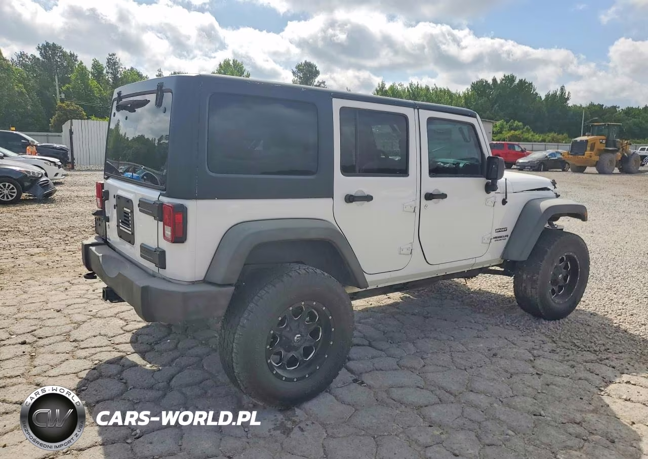 2014 Jeep Wrangler Unlimited Sport VIN:1C4BJWDG8EL149407 - 3