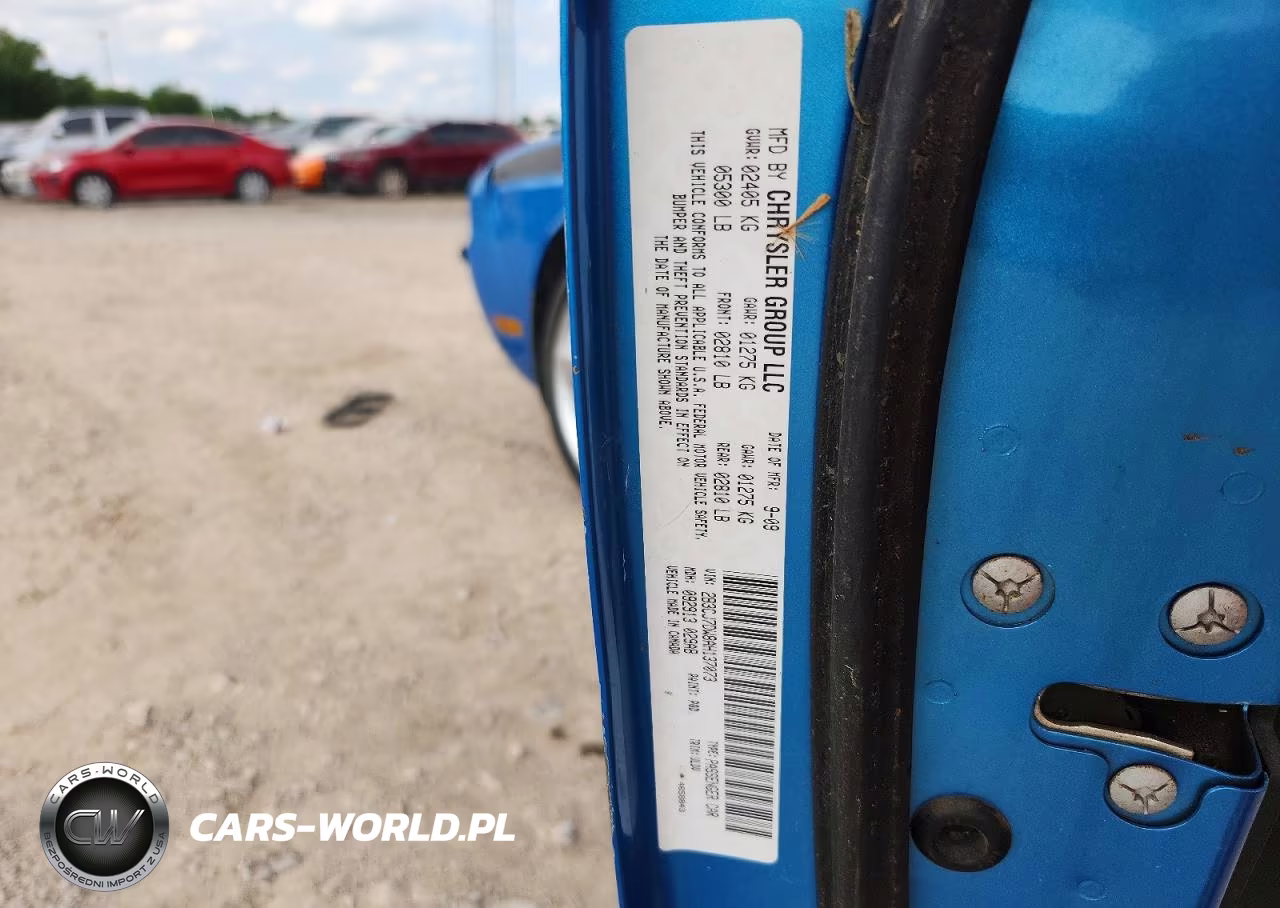 2010 Dodge Challenger Srt-8 VIN:2B3CJ7DW8AH137073 - 12