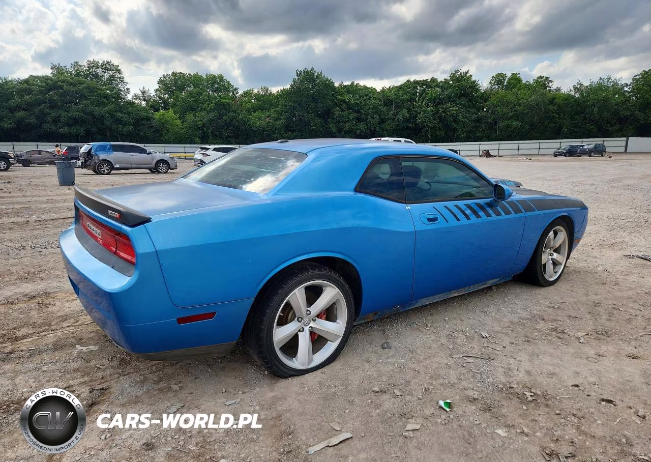2010 Dodge Challenger Srt-8 VIN:2B3CJ7DW8AH137073 - 3