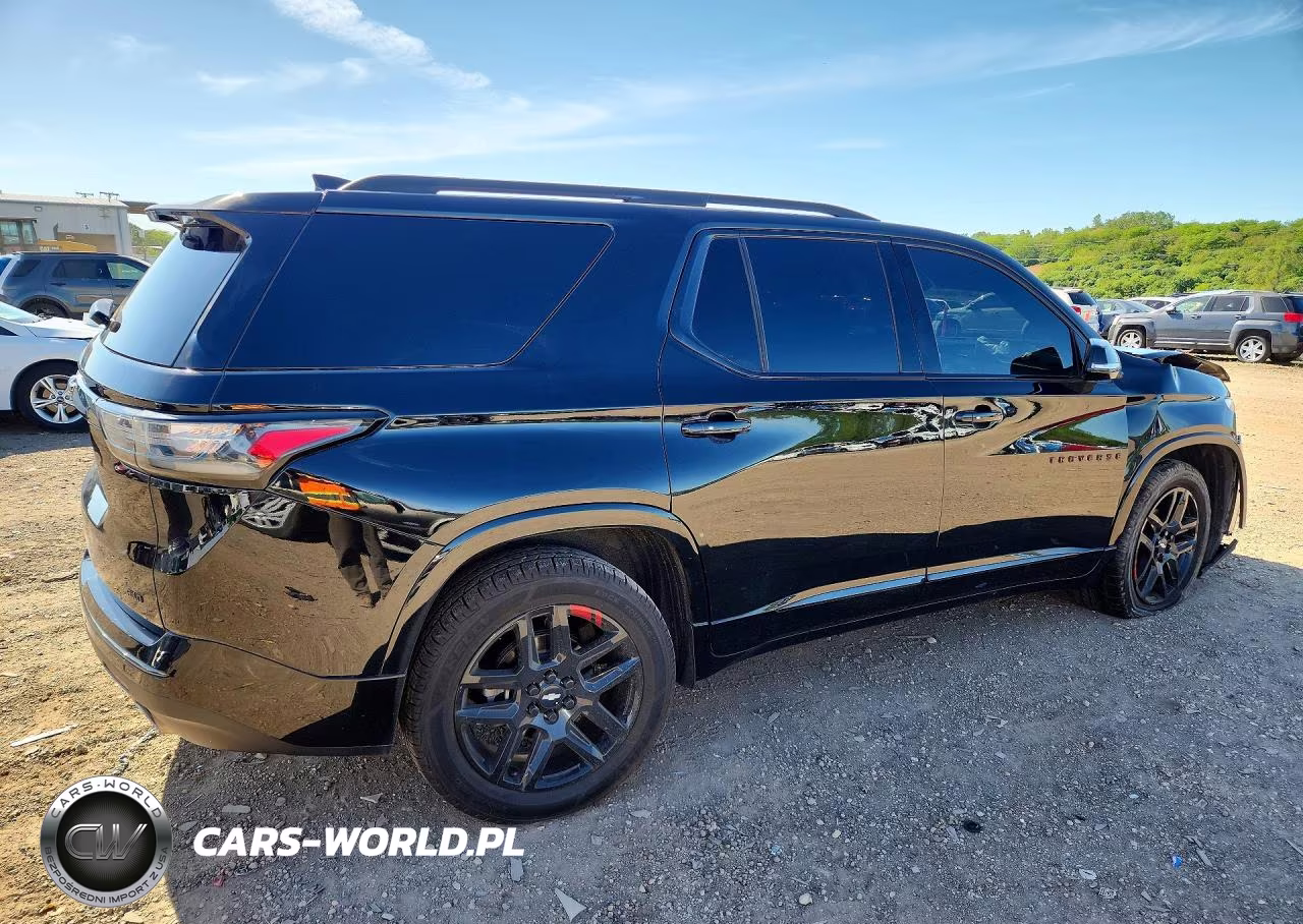 2020 Chevrolet Traverse Premier VIN:1GNEVKKWXLJ202046 - 3